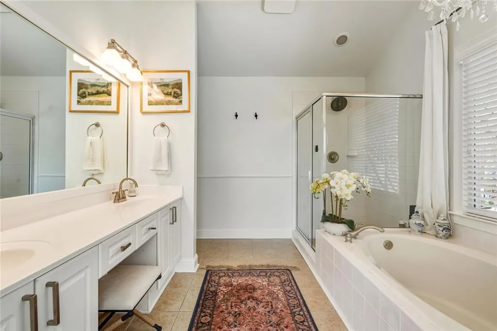 Atlanta, Georgia 30318, United States, 3 Bedrooms Bedrooms, ,3 BathroomsBathrooms,Residential,Active,250703