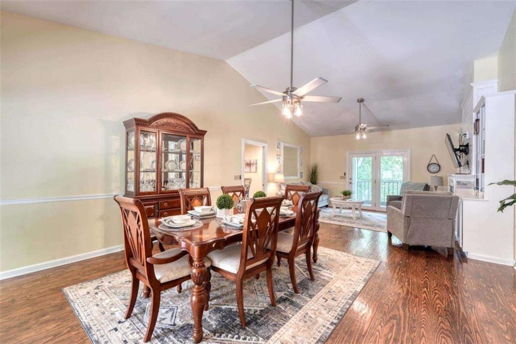1215 Blue Ridge Highway