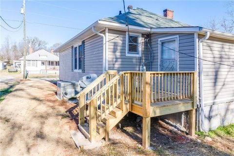 A home in Elberton