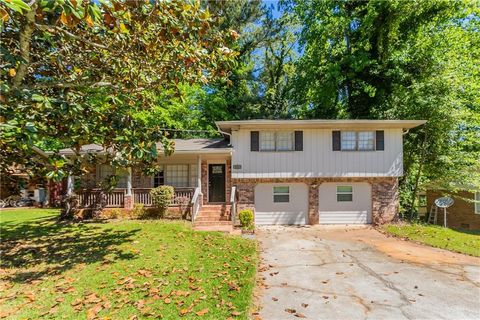 Photo of 802 San Miguel Drive, Stone Mountain, GA 30083 (MLS # 7663946)