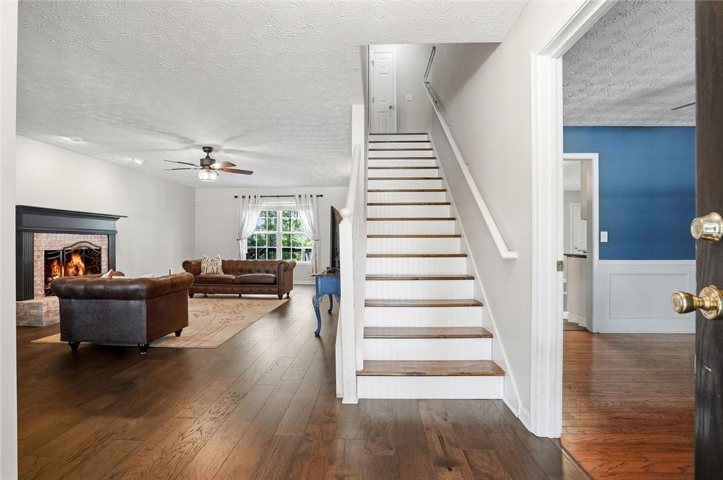 1005 Pebble Bend Drive