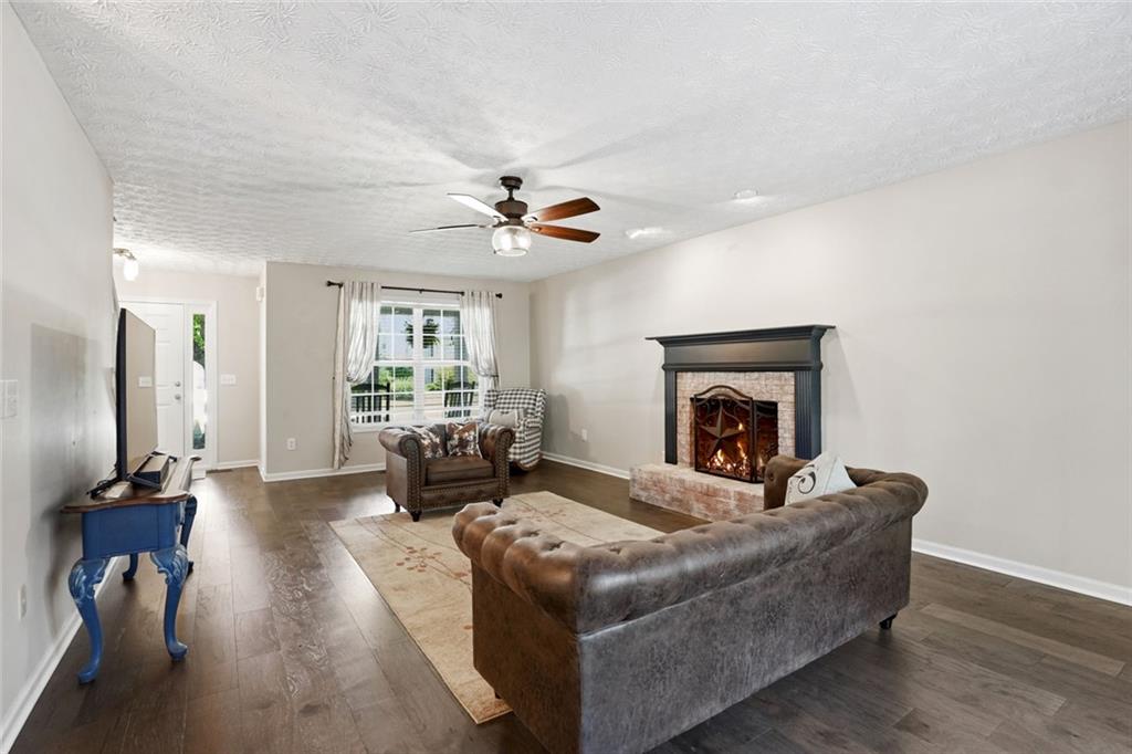 1005 Pebble Bend Drive
