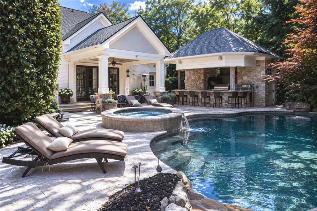 3594 Tuxedo Court