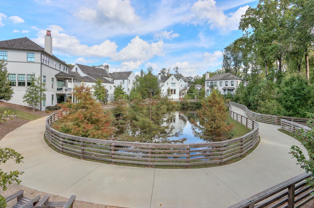 Victoria Square - Residential