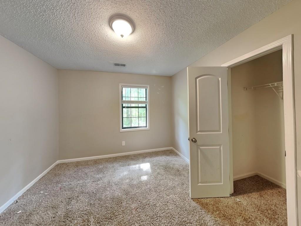 2379 Moseley Place SW
