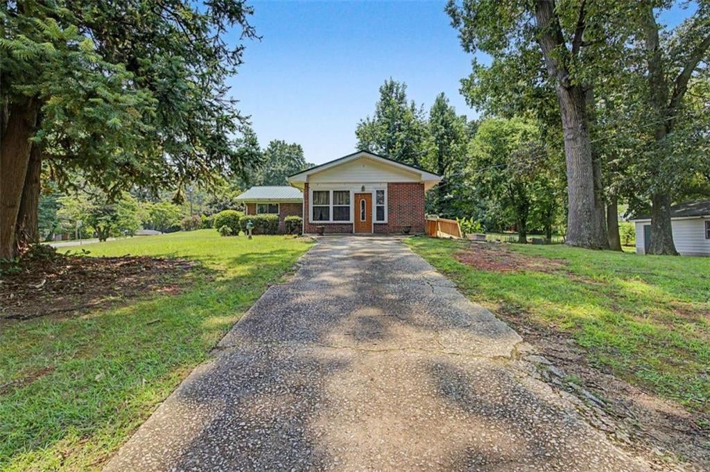 5512 Andrew Drive