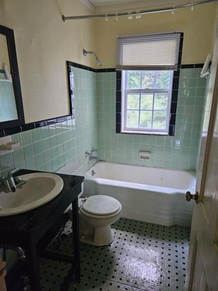 1825 Wellbourne Drive, Atlanta, Georgia image 11
