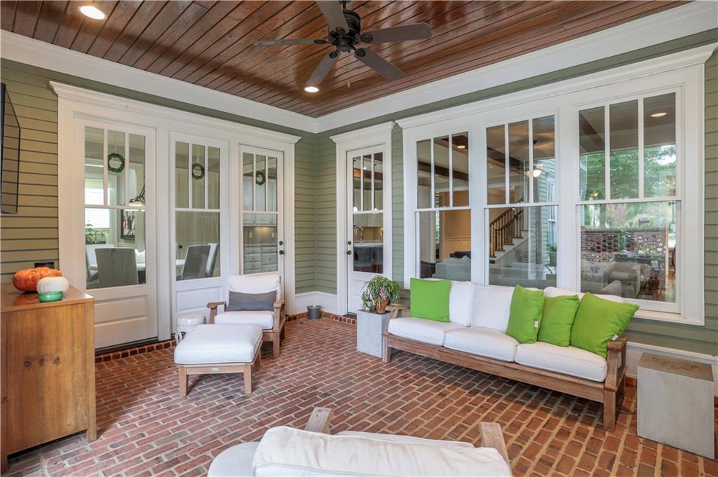 Walnut Grove - Residential