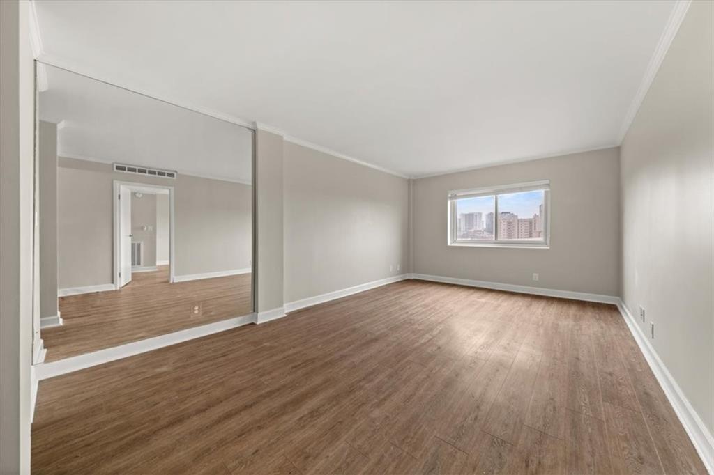 2285 Peachtree Road NE 1107