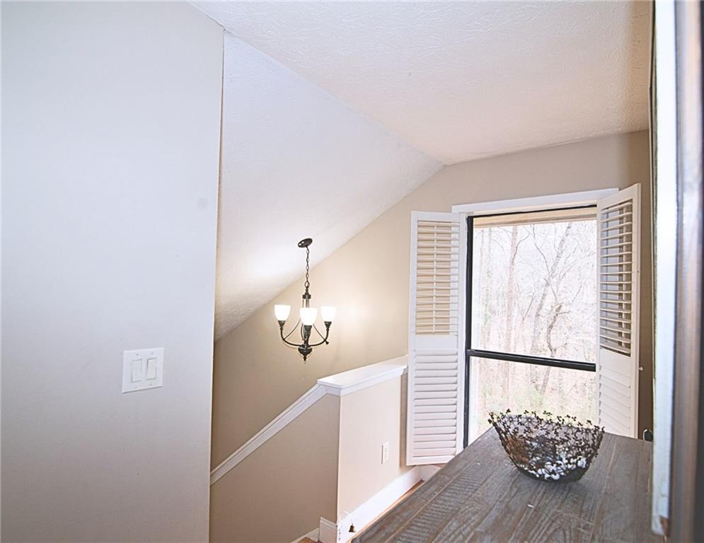 1509 Woodcliff Drive NE