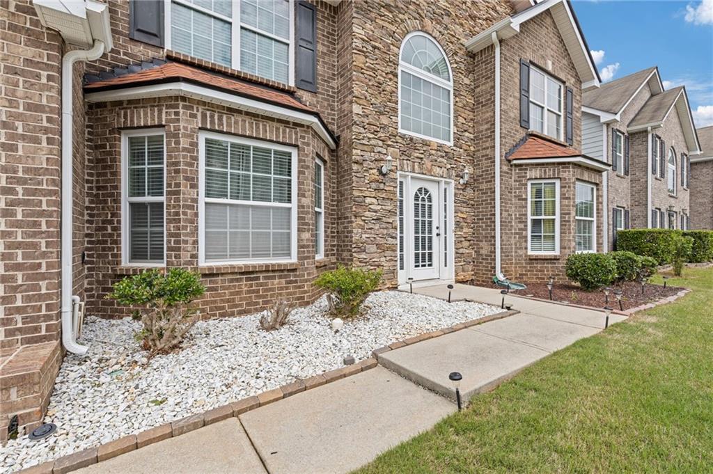 6637 Chason Woods Court