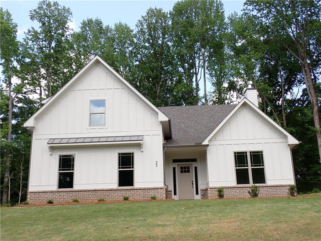 NEW PRICE + $10,000 BUYER INCENTIVE* NEW MASTER ON MAIN, 1.8 ACRES, CAMDEN FARMS!! Move In Ready! The Finely features a dramatic 12 ft tall family room with beamed ceilings and a fireplace with brick to the ceiling. Awesome kitchen with tons of cabinets, large island and very nice walk in pantry! Vent a hood, under counter lighting, along with stainless appliances and granite tops. Master bedroom on main along with an additional bedroom and full baths. upstairs has 2 bedrooms, full bath and a HUGE bonus room!! Home is finished with some nice features including spray foam insulation, exterior with concrete siding and trim, sprinkler system in front yard, recirculating hot water, frameless master shower door, fans in secondary bedrooms, framed mirrors in all baths. Camden Farms is a unique community made up of 25 homes. All on 1+ acre lots. Close to downtown Jefferson. Centrally located between Gainesville and Athens. *Offer is subject to change without notice. **Photos are for floorplan purposes only. Some of the interior finishes may be different than pictured.