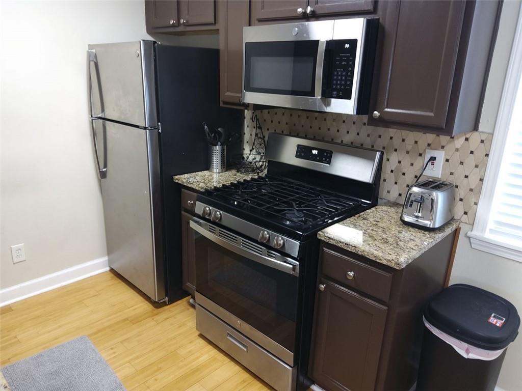 405 Fairburn Road 21