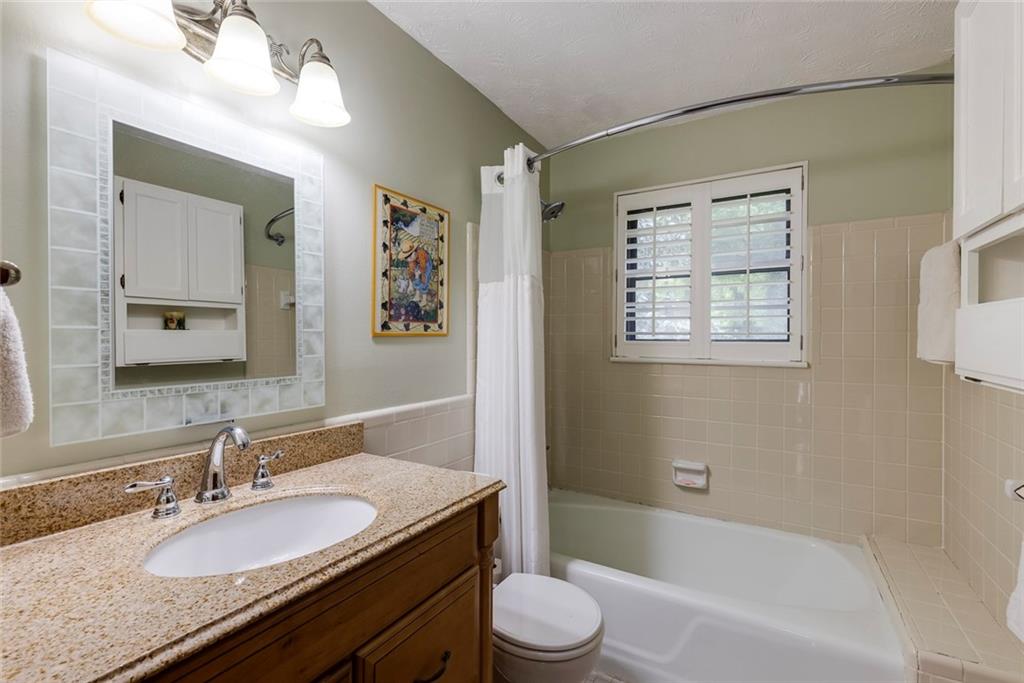 2425 Maclaren Circle, Dunwoody, Georgia image 21