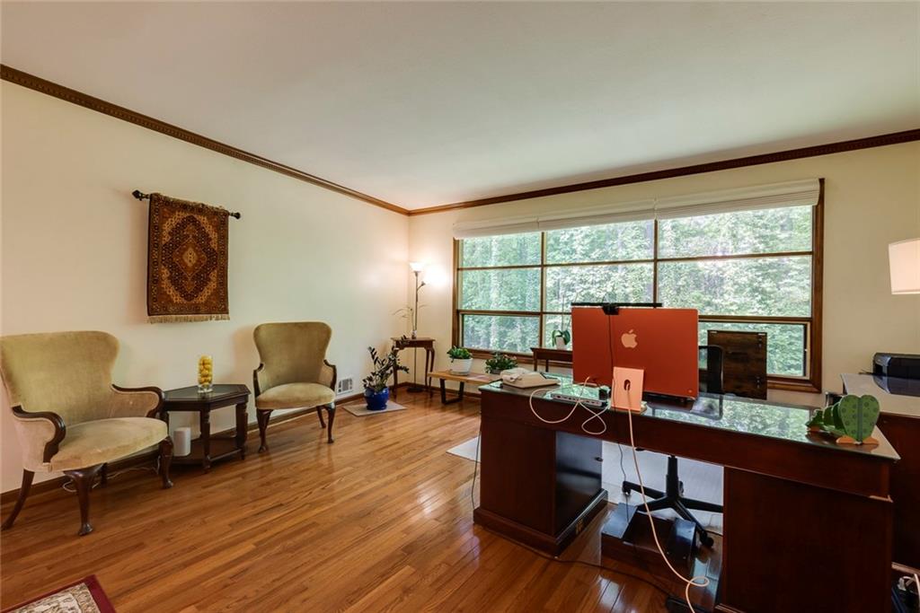 2425 Maclaren Circle, Dunwoody, Georgia image 8