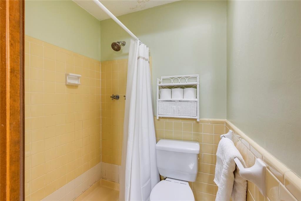 2425 Maclaren Circle, Dunwoody, Georgia image 18