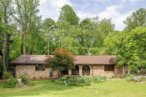 2425 Maclaren Circle Dunwoody GA 30360