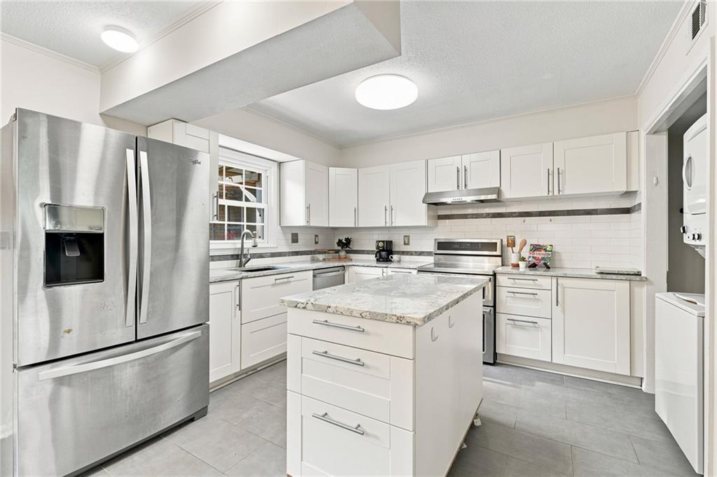 1111 Scott Boulevard
