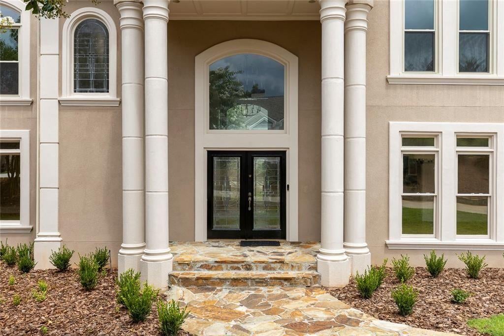 8445 Sentinae Chase Drive