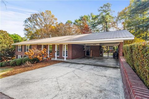 111 Meadow Lane Calhoun GA 30701