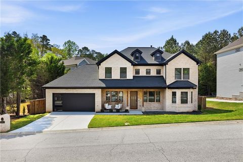 Homes For Sale - 5416 Boreal Way<br/> Atlanta, GA 30331