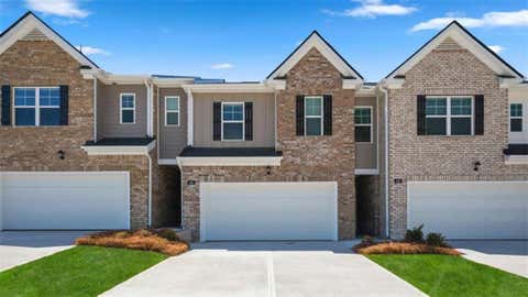 Homes For Sale - 500 Silver Moon Drive<br/> Loganville, GA 30052