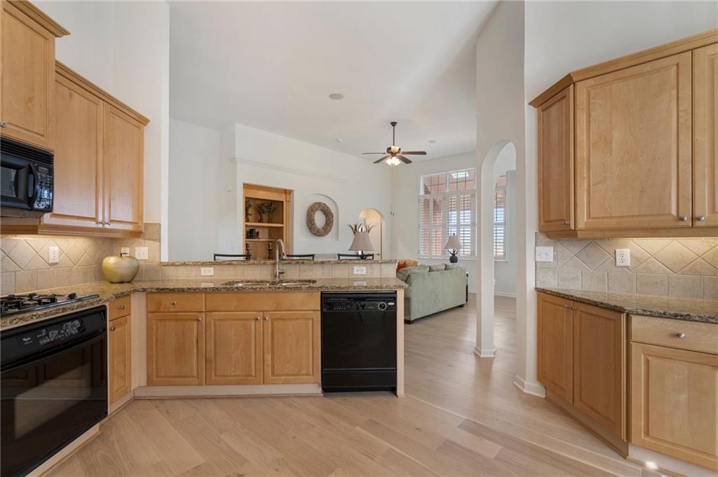 348 Lauren Lane, Woodstock, Georgia image 18