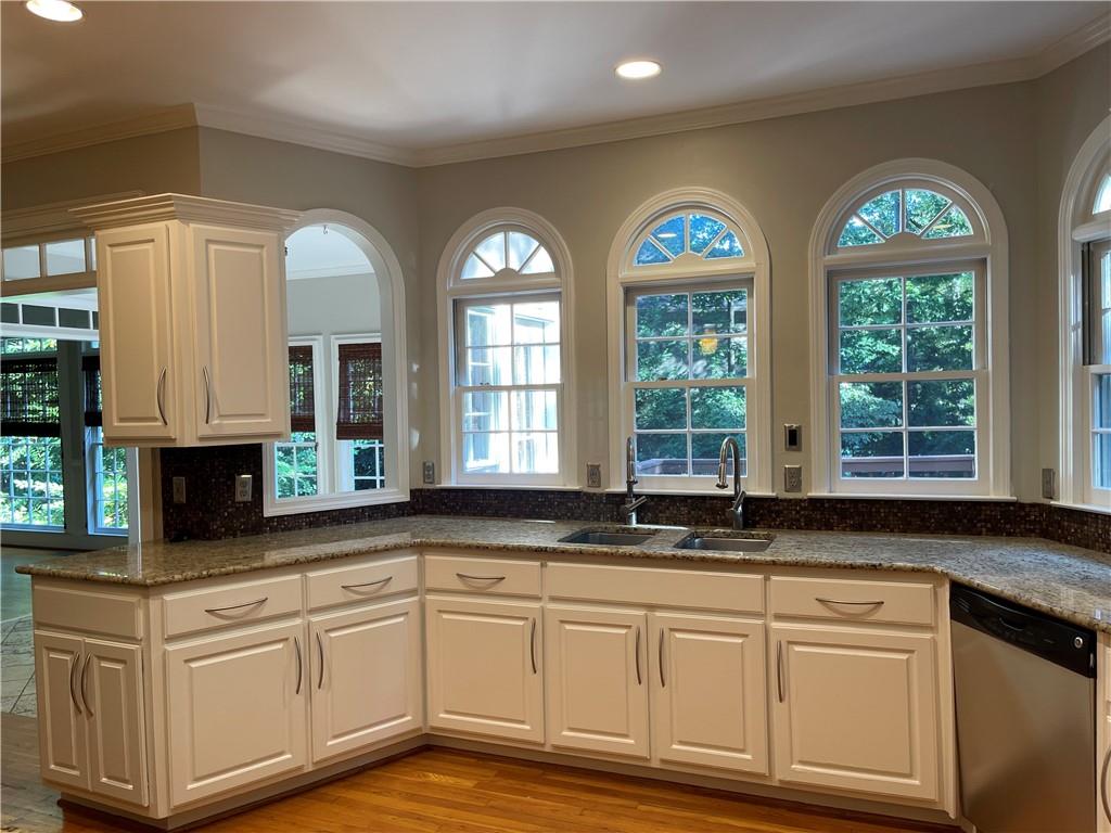 Dunmoor - Residential Lease