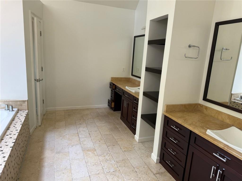 Dunmoor - Residential Lease