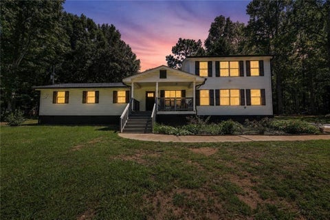 Homes For Sale - 727 Tanners Bridge Circle<br/> Bethlehem, GA 30620