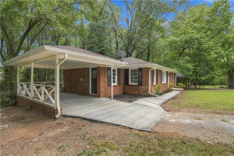 Homes For Sale - 3944 Creel Drive<br/> Lithia Springs, GA 30122