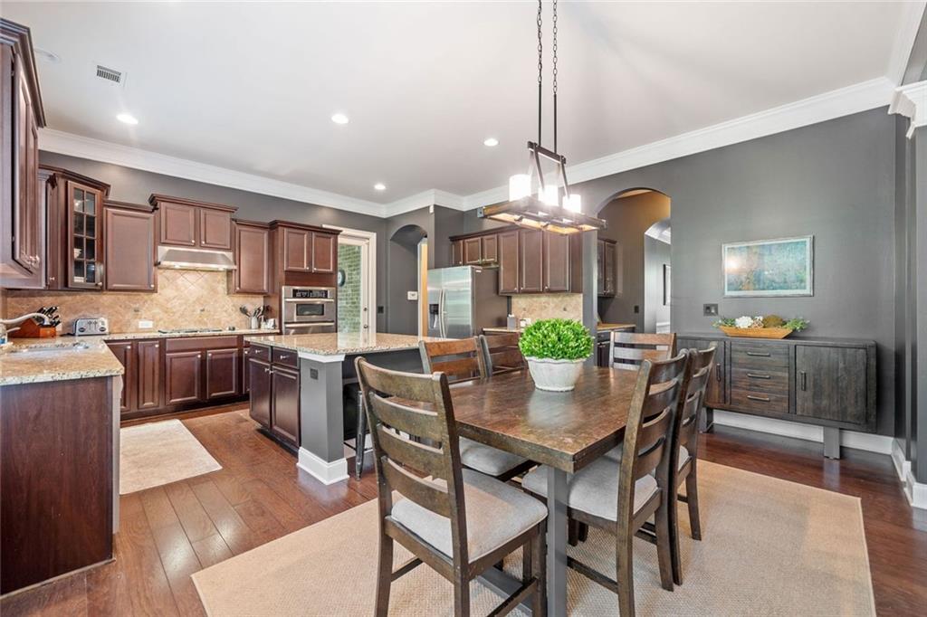 626 Oakbourne Way, Woodstock, Georgia image 12
