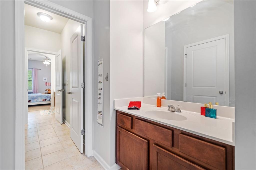 626 Oakbourne Way, Woodstock, Georgia image 38