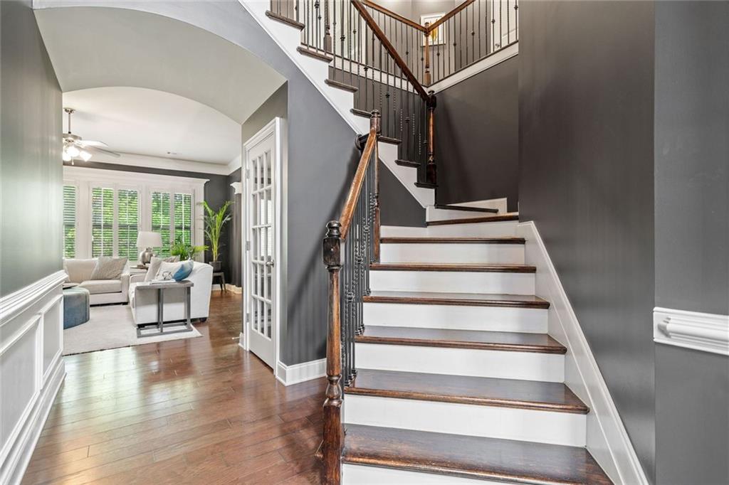 626 Oakbourne Way, Woodstock, Georgia image 7
