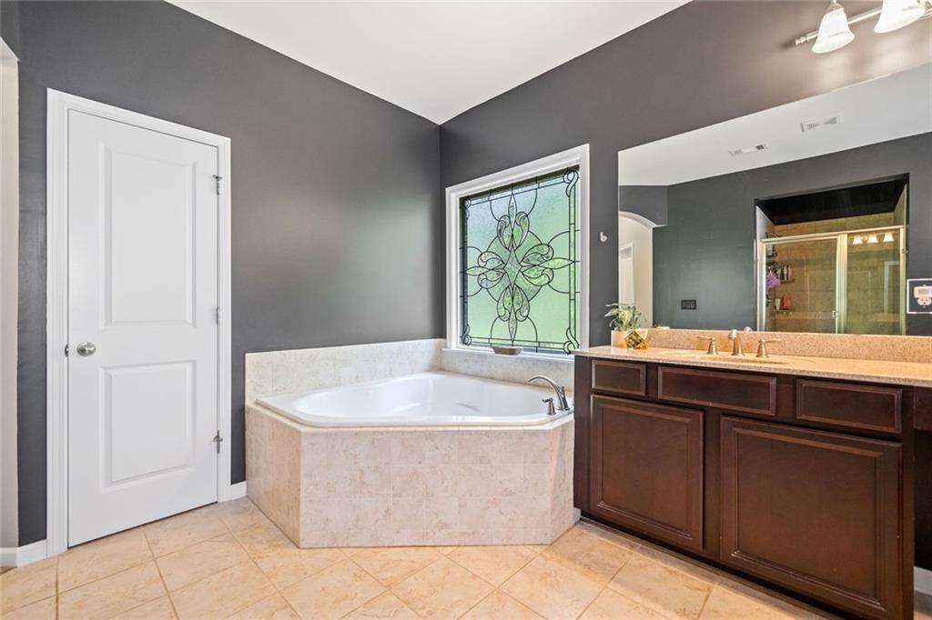 626 Oakbourne Way, Woodstock, Georgia image 33