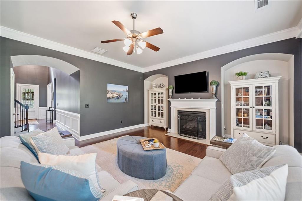 626 Oakbourne Way, Woodstock, Georgia image 11