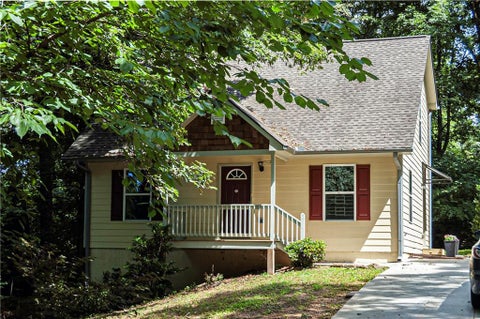 Homes For Sale - 8454 Hightower Trail<br/> Snellville, GA 30039