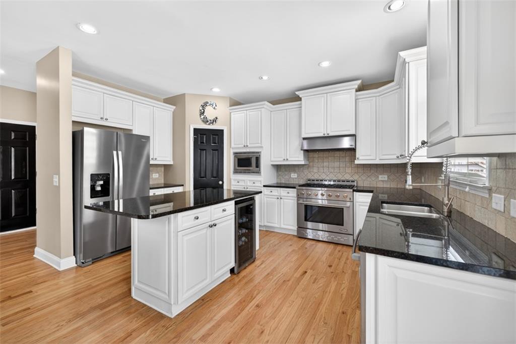 4207 Wyndam Hill Drive