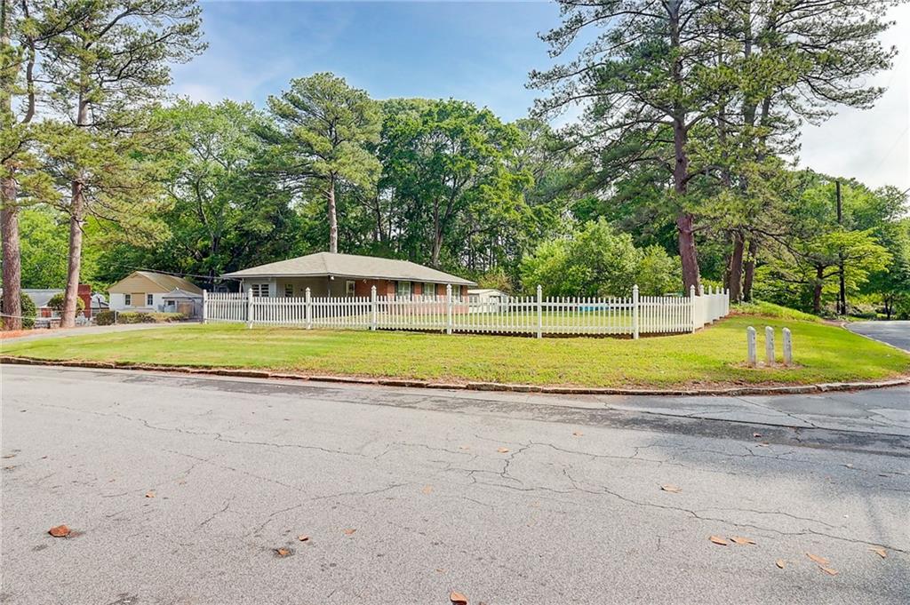 3221 Colquitt Drive