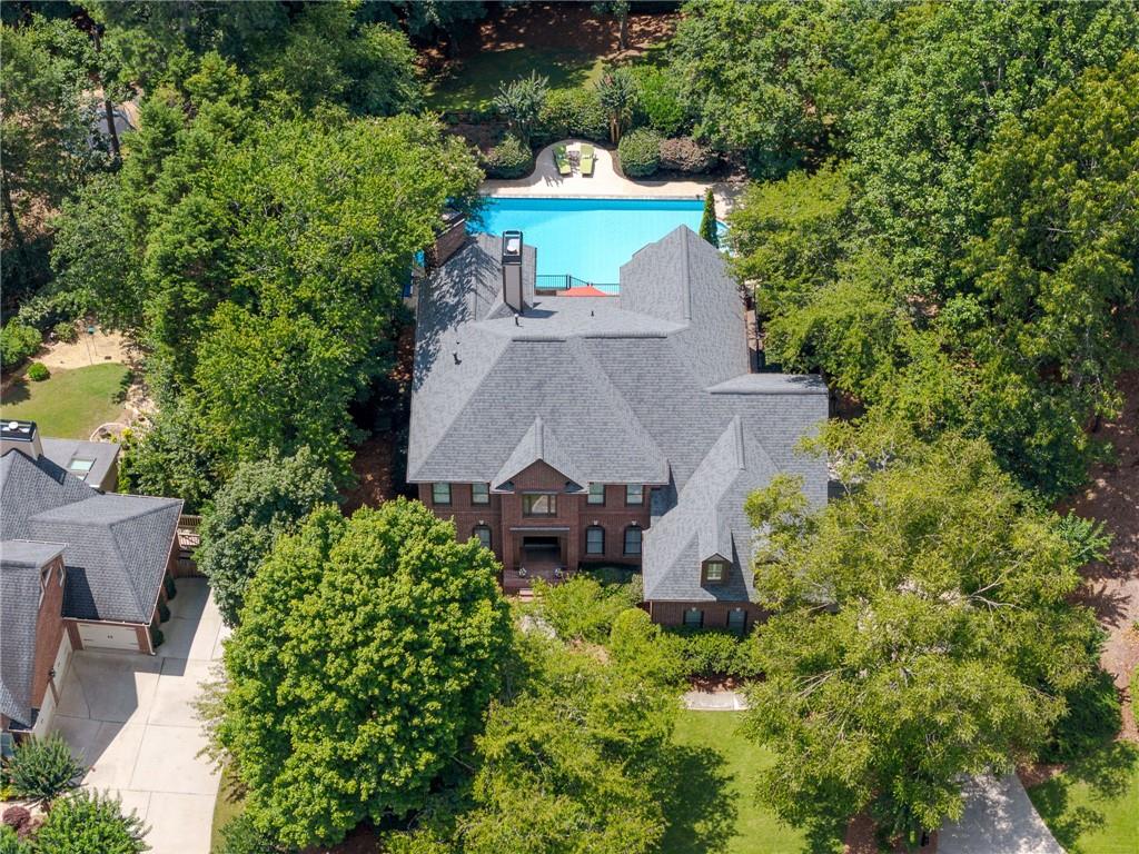 635 Vinings Estates Drive SE