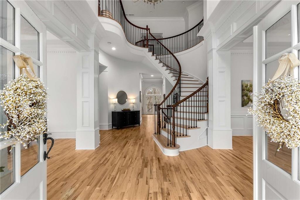 3156 E Addison Drive