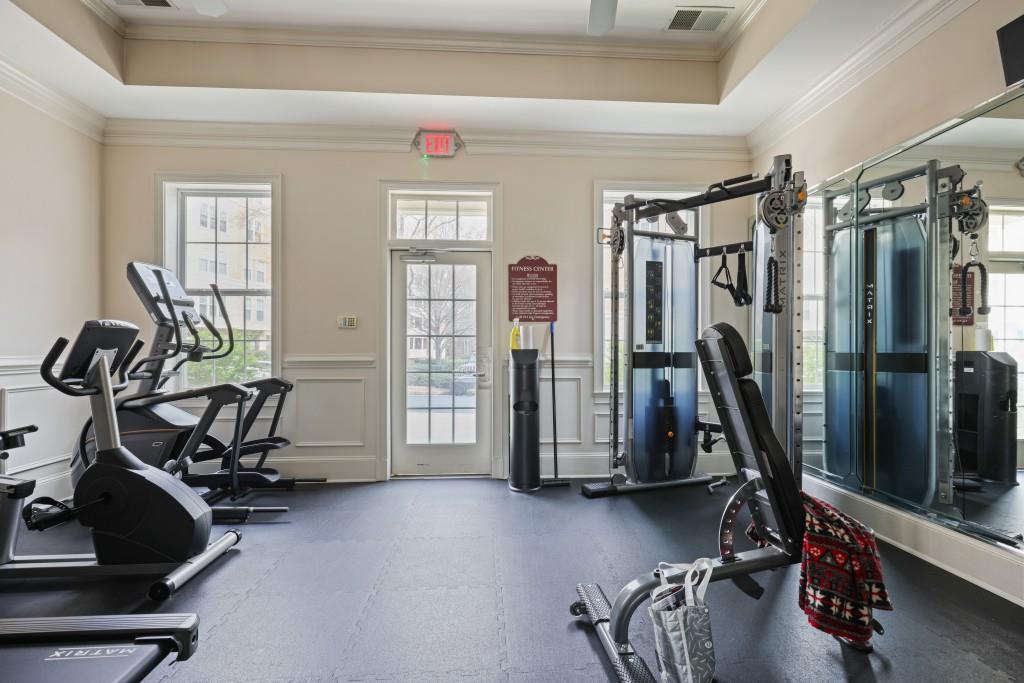 115 Ashford Circle, Dunwoody, Georgia image 3