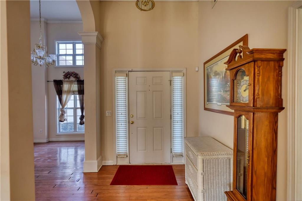 2648 Neighborhood Walk S