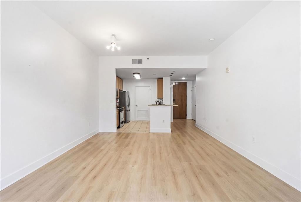 171 Auburn Avenue 210