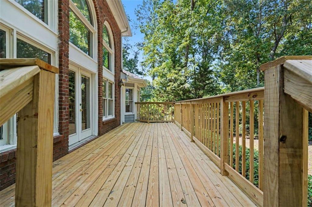 2453 SE Lost Valley Trail