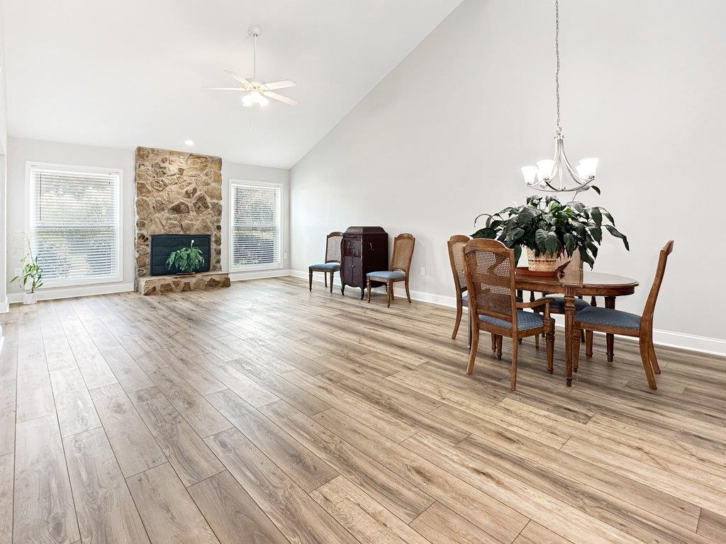 827 Serramonte Drive NE