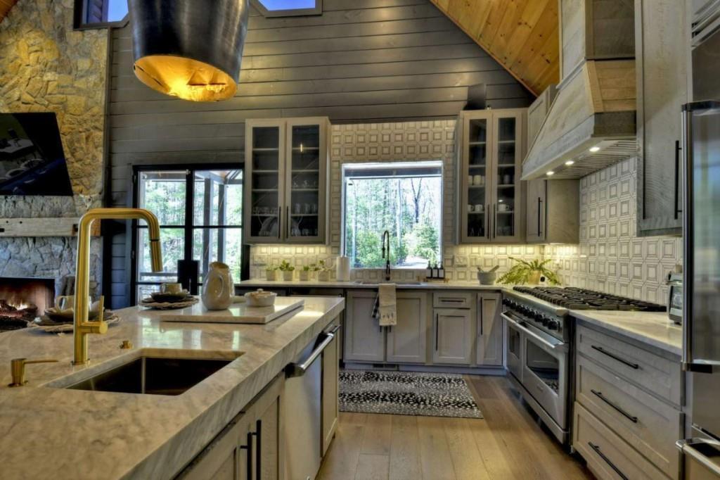 509 Wisteria Lane, Morganton, Georgia image 12