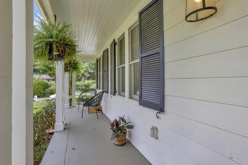 1051 Northrope Drive NE