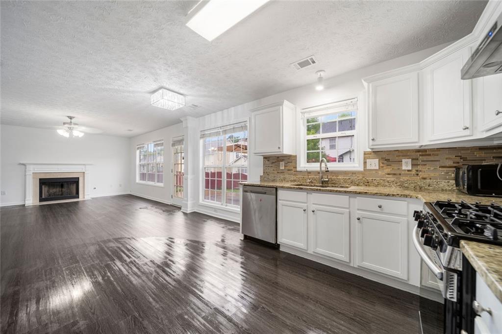 773 Minor Oaks Run, Lilburn, Georgia image 19