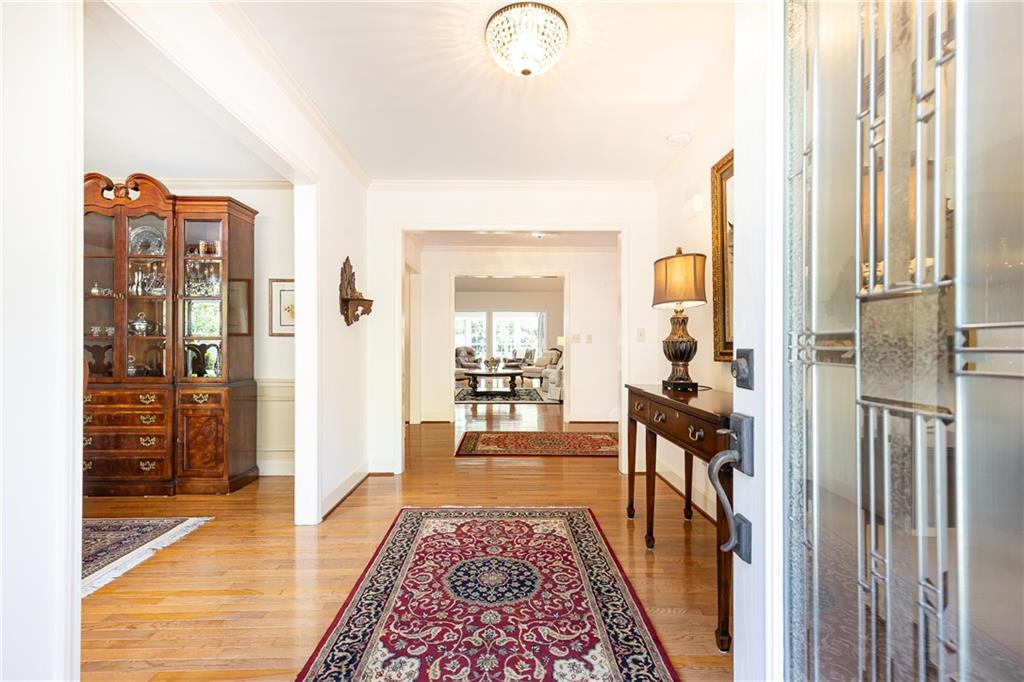 4579 Blakedale Circle, Roswell, Georgia image 3